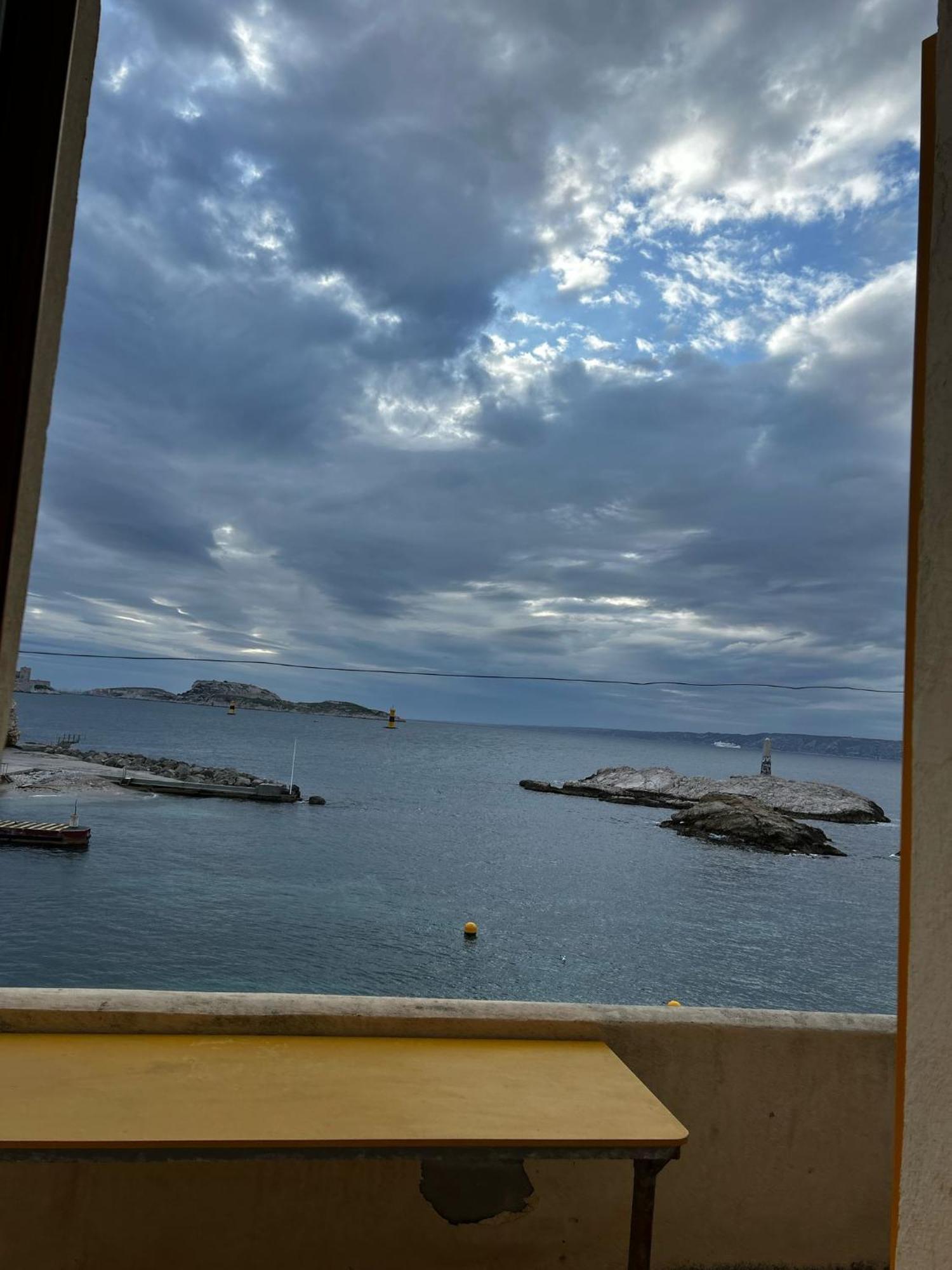 Apartamento Le Petit Malmousque Marsella Exterior foto