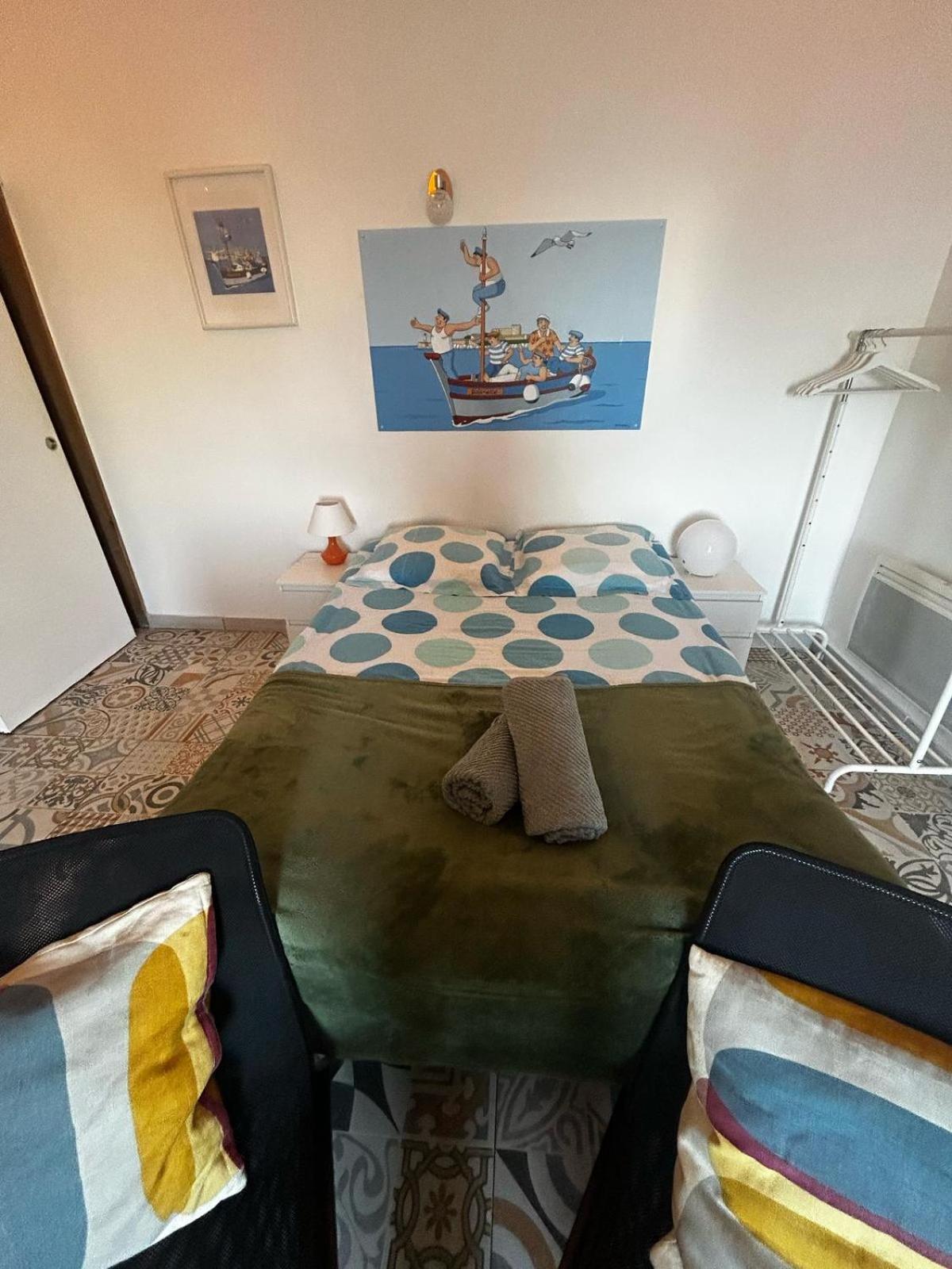 Apartamento Le Petit Malmousque Marsella Exterior foto
